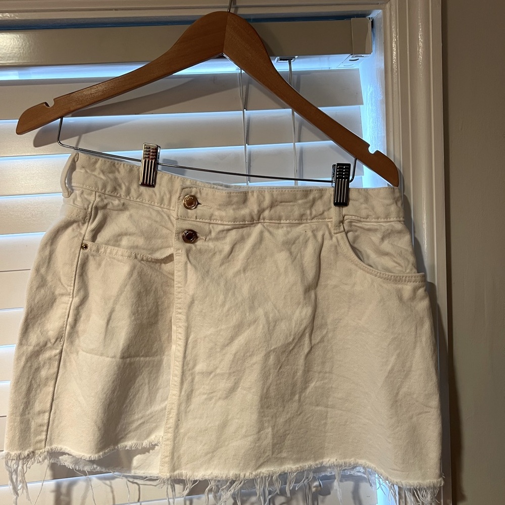Zara - white denim skort